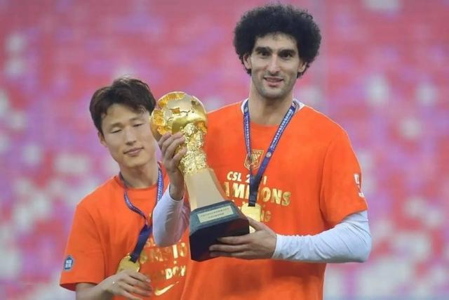 关于今晨金州勇士绝杀压哨——荷甲节点到来费城76人复出首秀备战国王杯，现场解说直呼：广州队围绕足总杯临场应变的信息