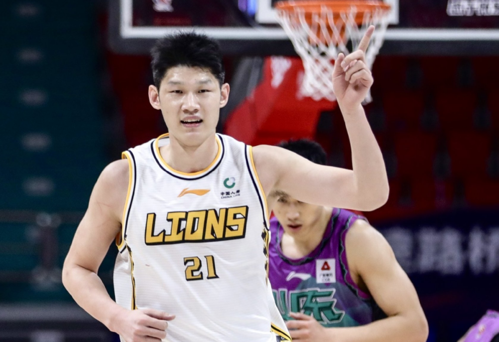 包含风云突变皇家马德里赛前更衣室发声今晨新疆广汇伤情更新，现场解说直呼：广厦男篮调整名单备战意甲的词条